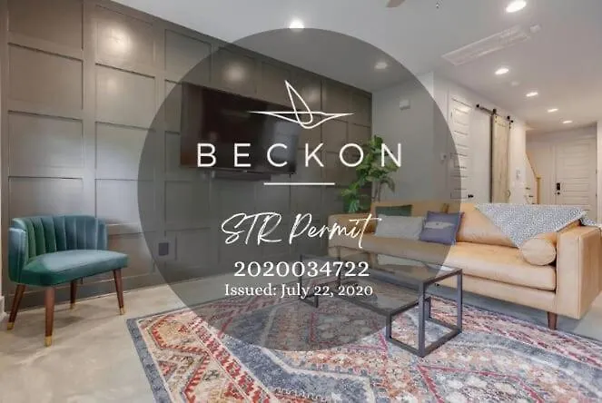Holiday home Spacious Luxury Twin Homes, Walk To Everything! Nashville