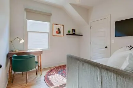 بيت للعطل Spacious Luxury Twin Homes, Walk To Everything! ناشفيل